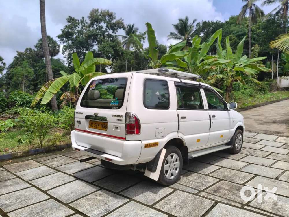 Chevrolet Tavera Neo 3 Ls 7 2013- Well Maintained Taxi