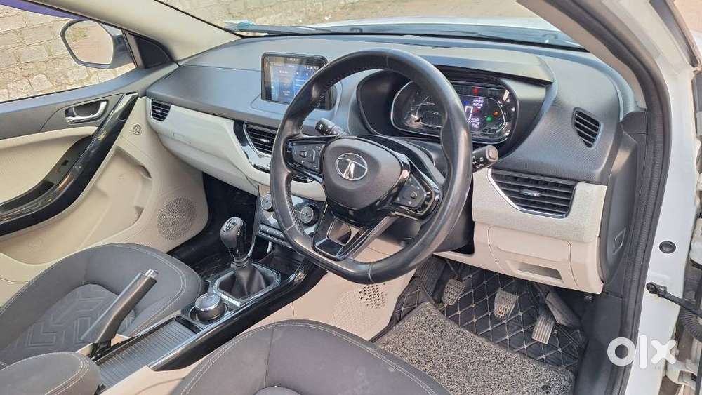 Tata Nexon 1.5 Revotorq Xz Plus (o) Dark Edition, 2022, Diesel