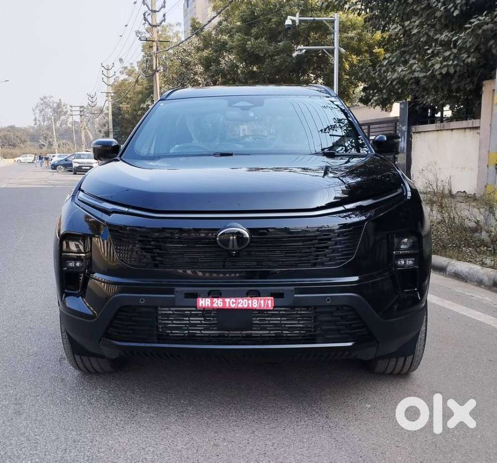 Tata Safari Accomplished X Plus 7 Str Dark Edition At, 2025, Diesel