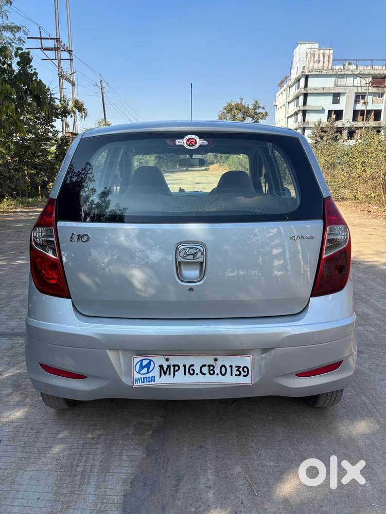 Hyundai I10 Sportz, 2016, Petrol