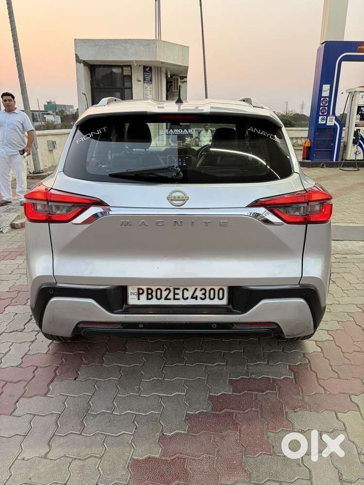 Nissan Magnite 1.0 Xv, 2021, Petrol