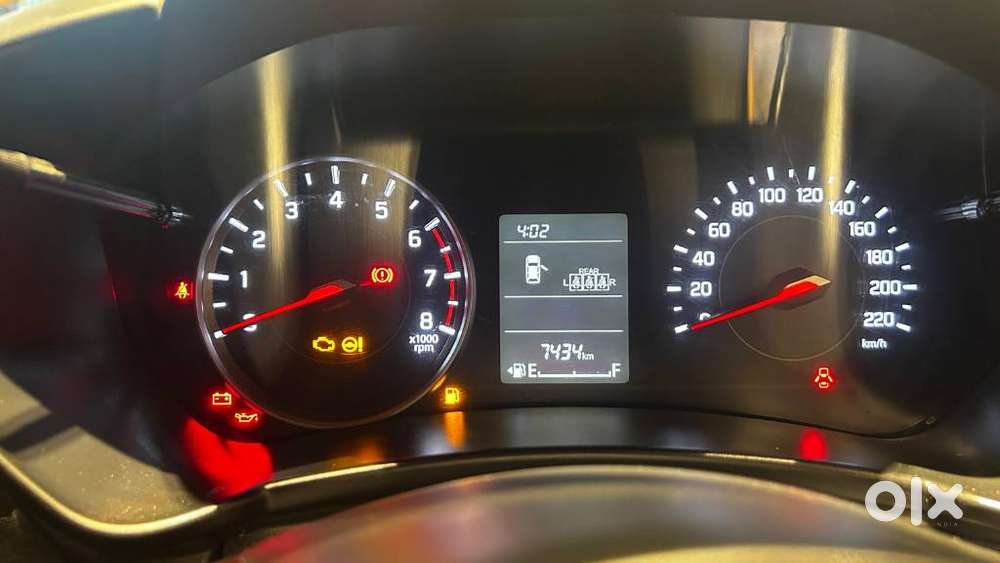 Maruti Suzuki Swift Vxi + Manual, 2026, Petrol