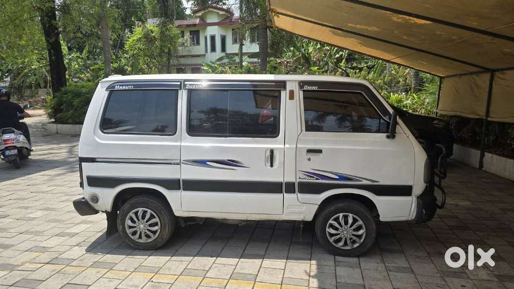 Maruti Suzuki Omni 5 Seater, 2012, Petrol