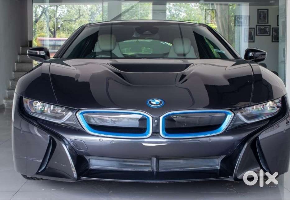 Bmw I8 Plug-in Hybrid  Sophisto Black  Well-maintained