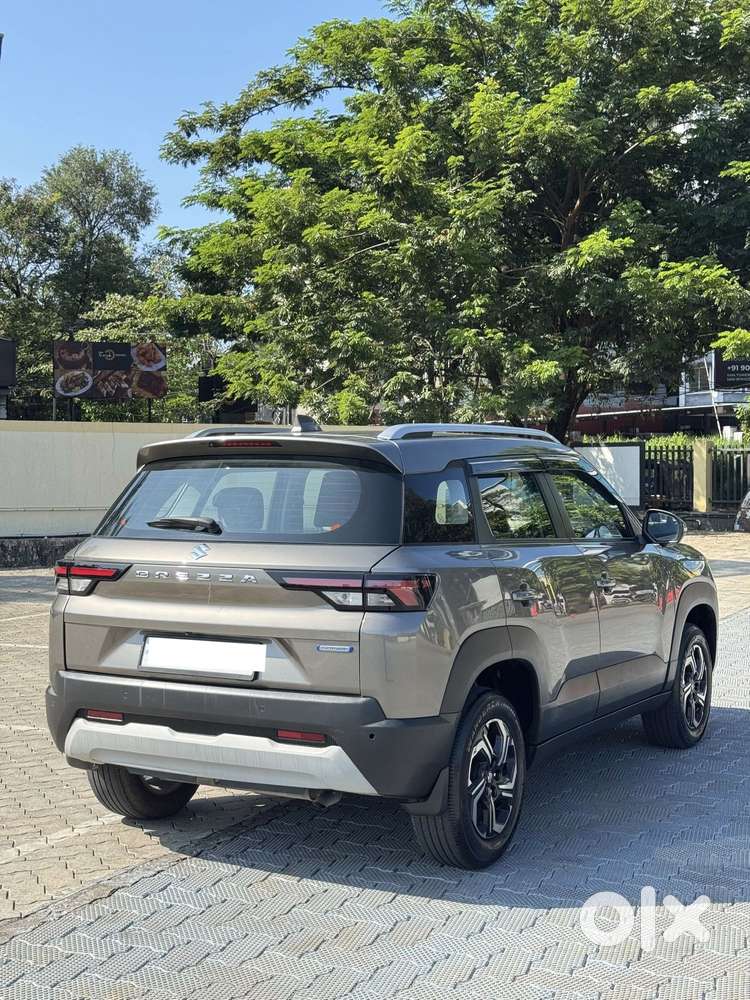 Maruti Suzuki Brezza 1.5 Zxi Plus At Smart Hybrid, 2023, Petrol
