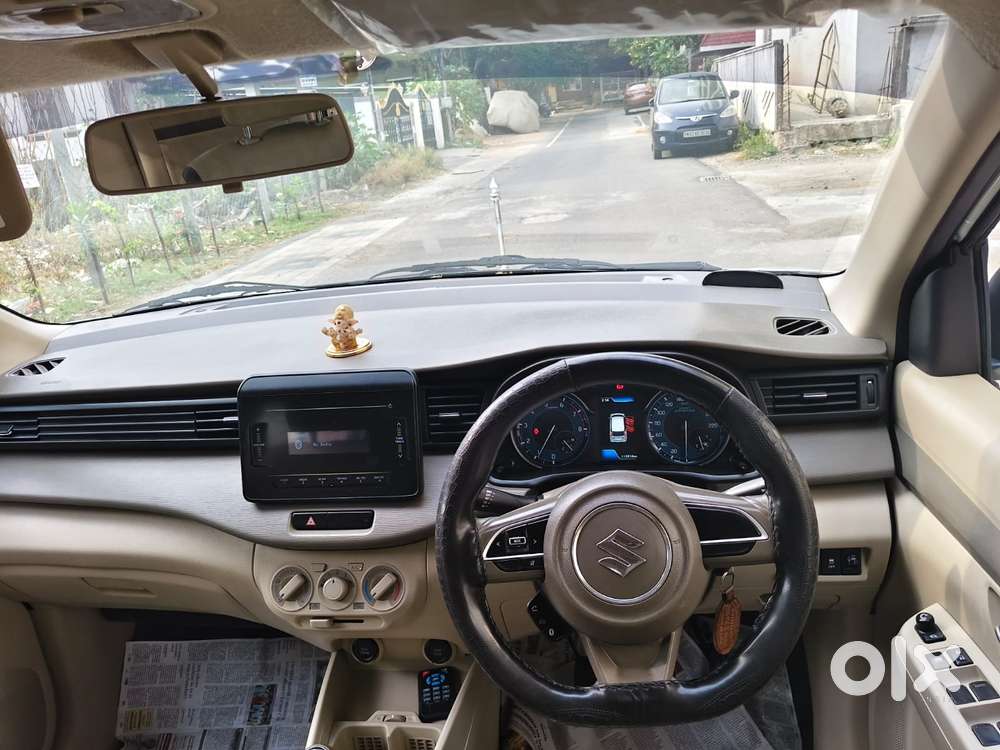 Maruti Suzuki Ertiga Vxi Abs Bs Iv, 2022, Petrol