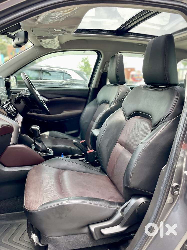 Maruti Suzuki Grand Vitara 1.5 Alpha Smart Hybrid At, 2023, Petrol