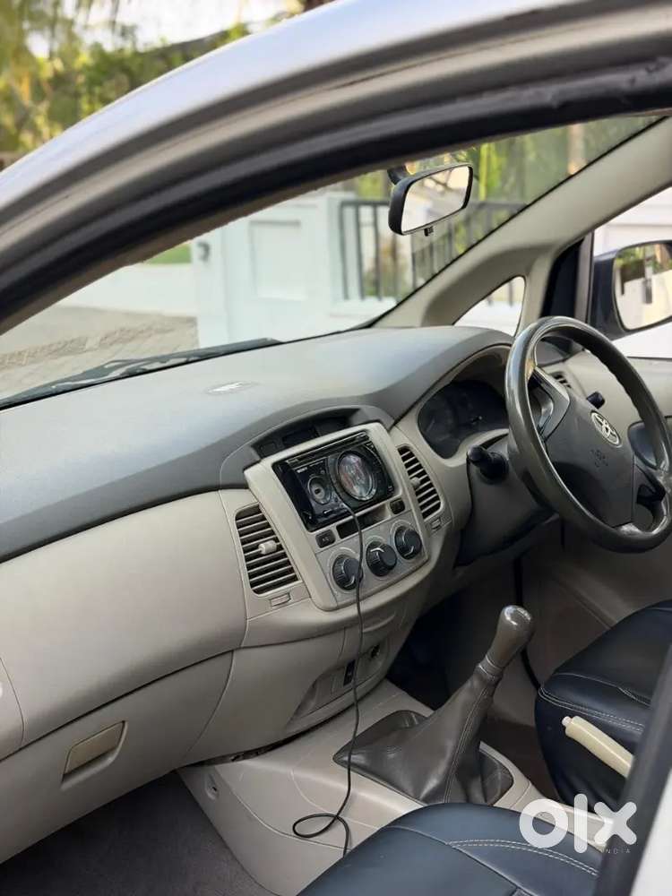 Toyota Innova Diesel Manual 2012 Second Owner