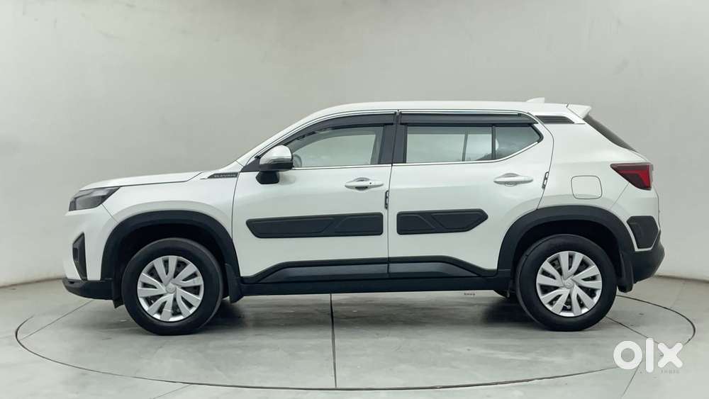 Honda Elevate V Mt, 2023, Petrol