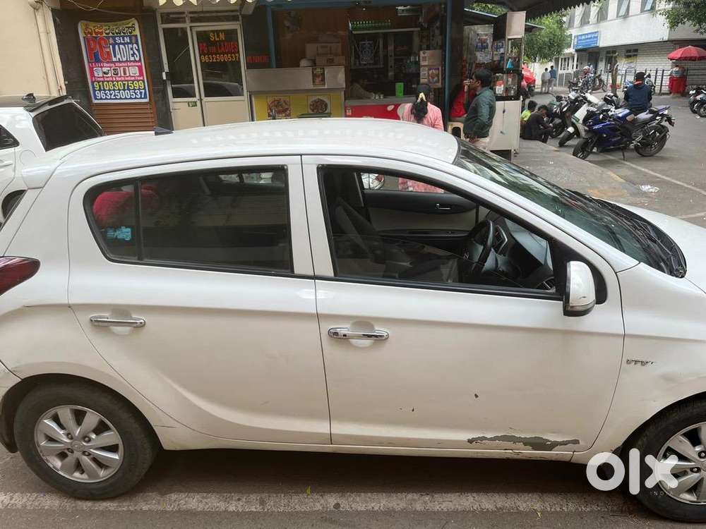 Hyundai I20 2012 Petrol Well Maintained