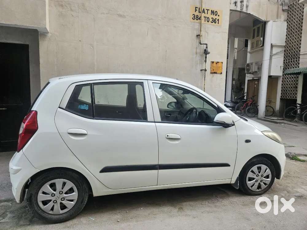 White I10 Magna 1.2 Litre