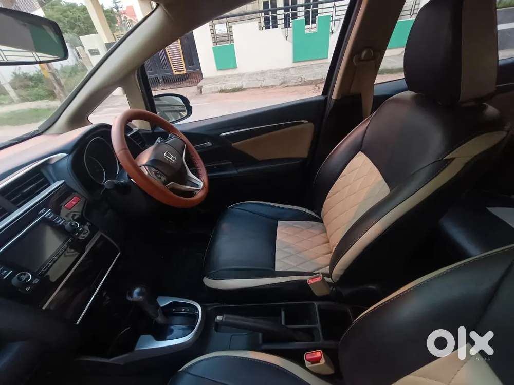 Honda Jazz 1.2 V Cvt I-vtec 2016 ,at ,36,882 Km  Spinny  Purchased