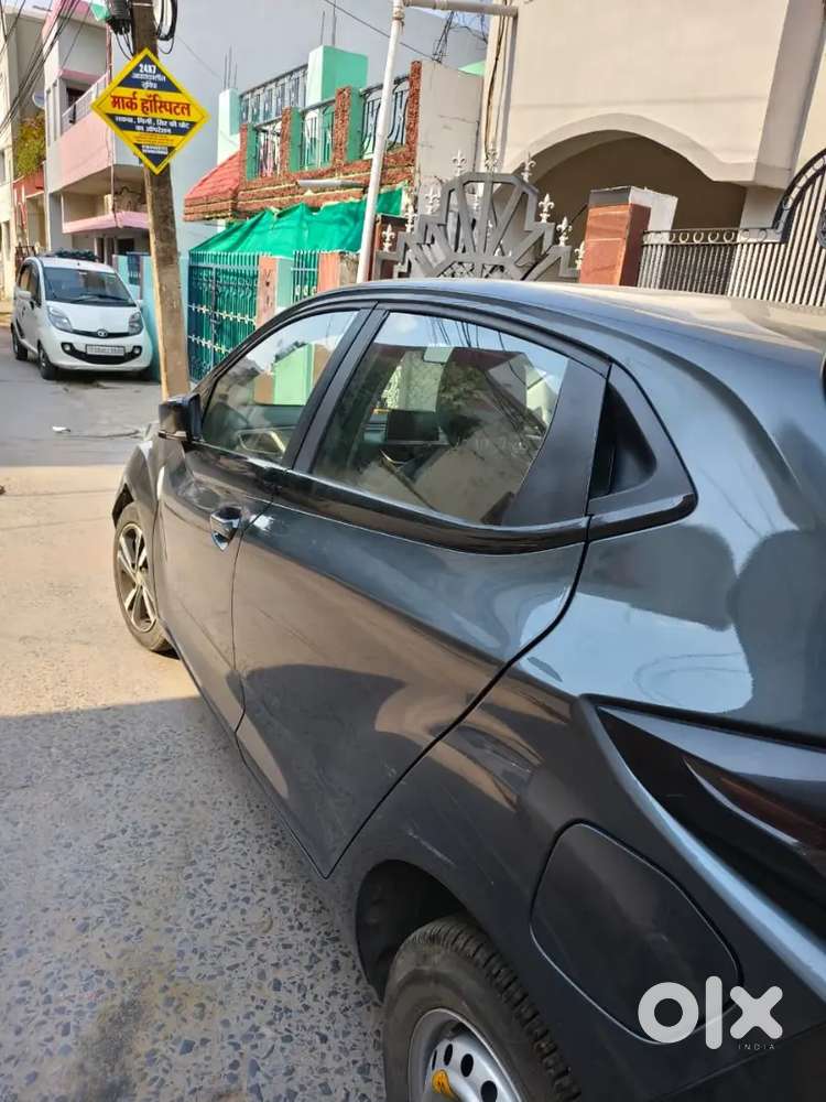 Tata Altroz 1.2 Xz Petrol Manual 2020