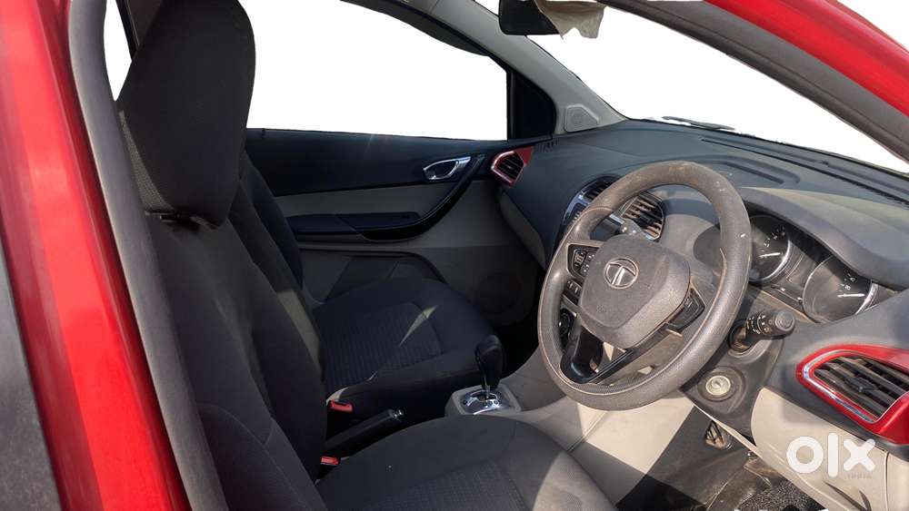 Tata Tiago 1.2 Revotron Xza, 2018, Petrol