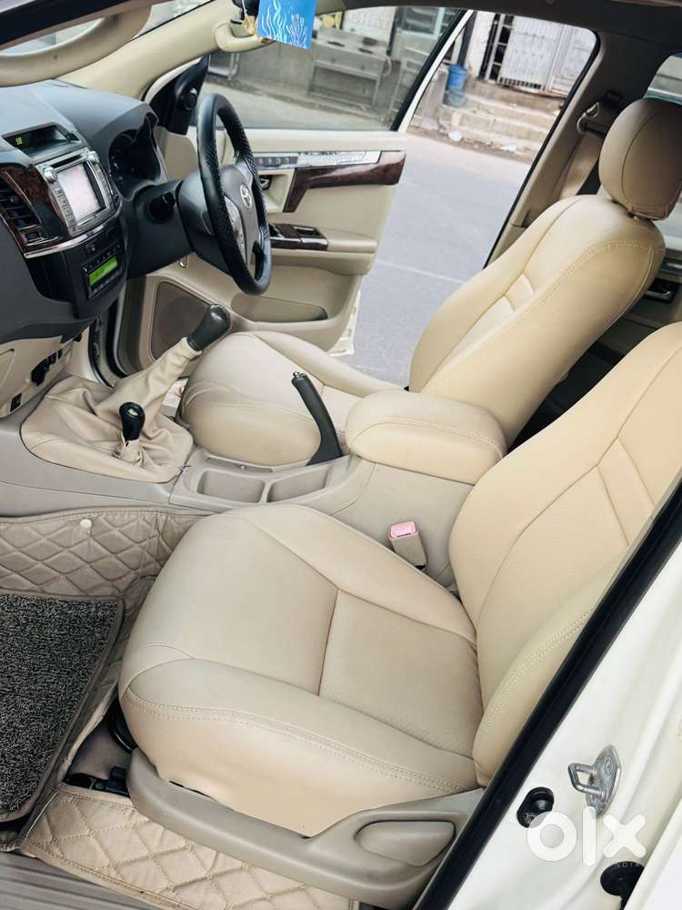 Toyota Fortuner 3.0 4x4 Manual, 2013, Diesel