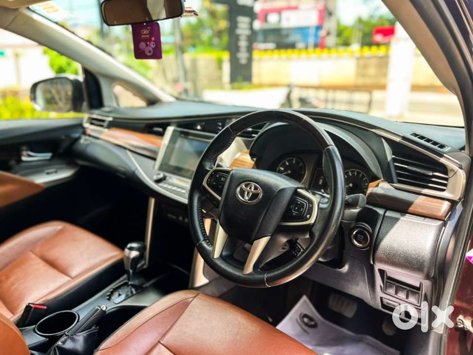 Toyota Innova Crysta, 2016, Diesel