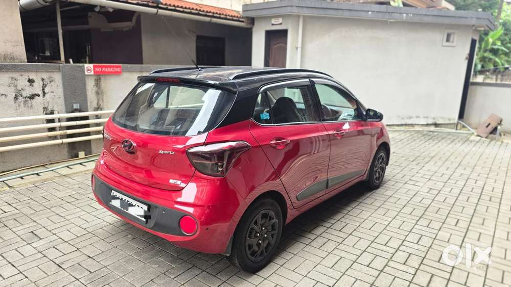 Hyundai Grand I10 Sportz, 2017, Petrol