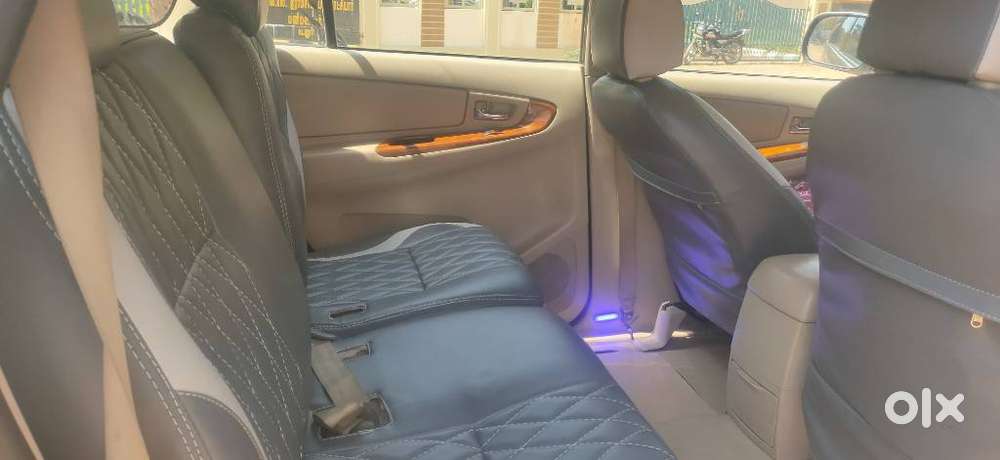 Toyota Innova 2.5 V 7 Str, 2008, Diesel