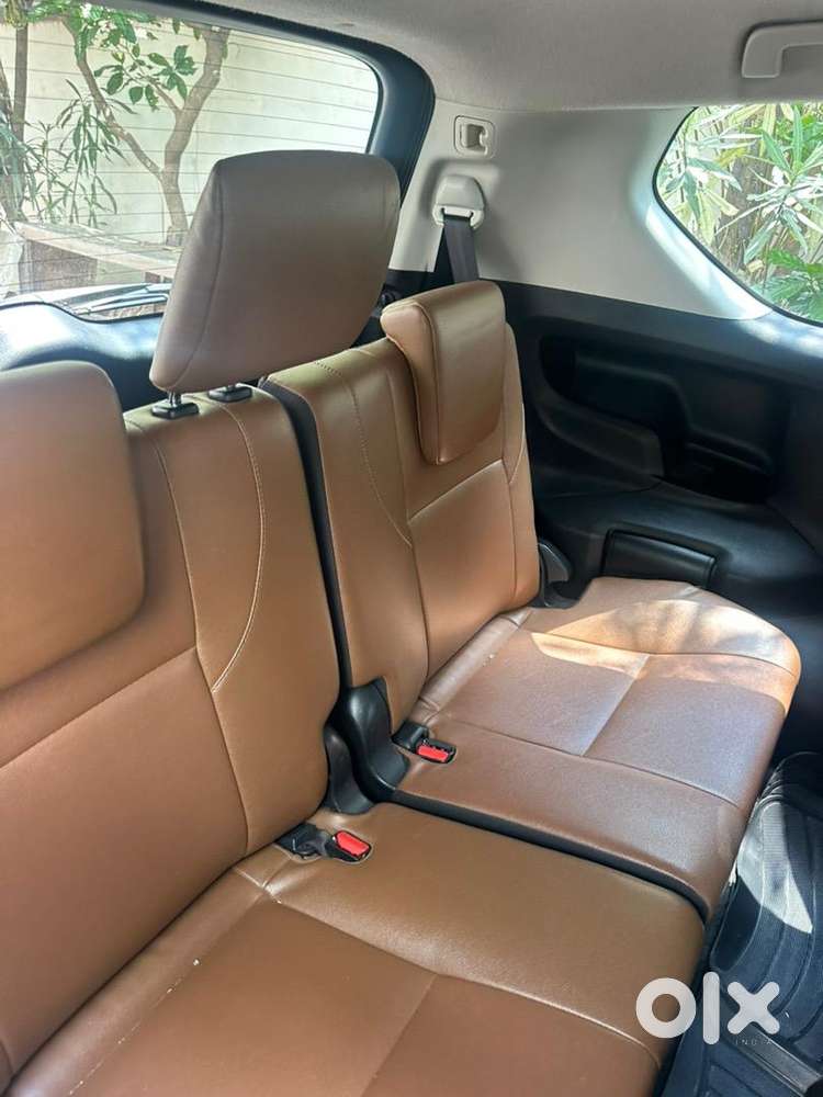 Toyota Innova Crysta 2016 Diesel Well Maintained