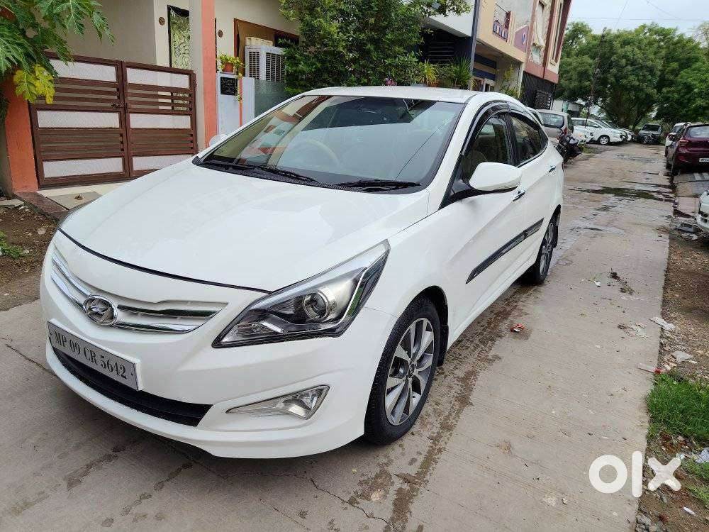 Hyundai Verna 1.6 Crdi Sx Option, 2015, Diesel