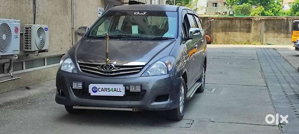 Toyota Innova 2.5 G (diesel) 7 Seater, 2011, Diesel