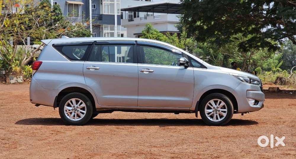 Toyota Innova Crysta 2.8z Automatic, 2017, Diesel