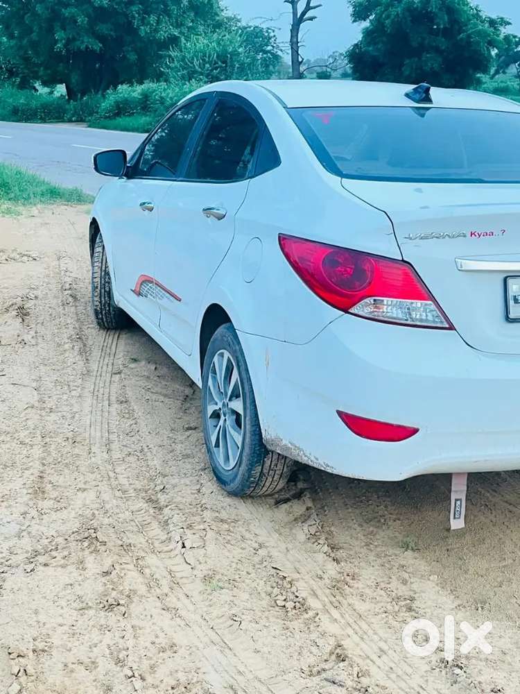 Hyundai Fluidic Verna 2014