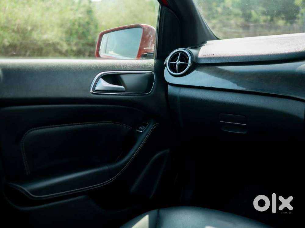 Mercedes-benz B Class 2012-2015 B180, 2013, Petrol