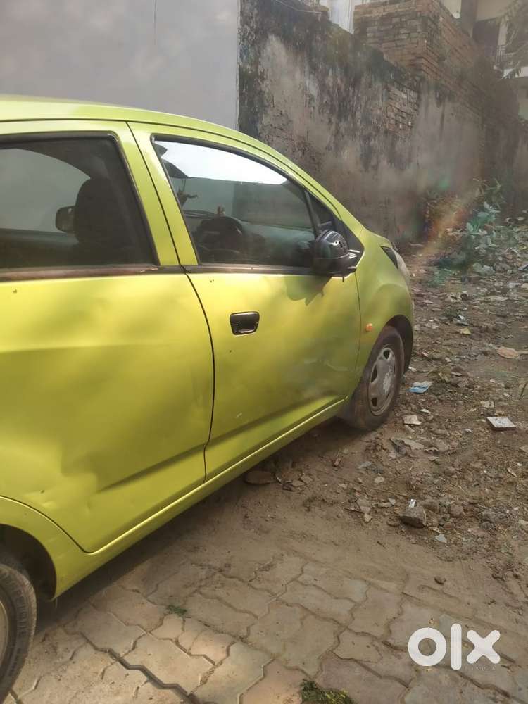 Chevrolet Beat 2011 Petrol