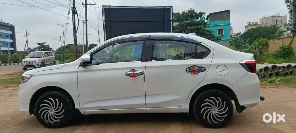 Honda Amaze 2022 Diesel 54000 Km Driven 28 Mileage Per Liter