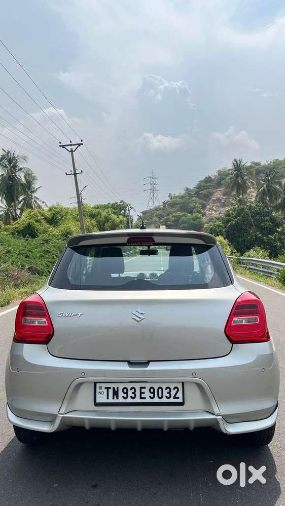Maruti Suzuki Swift 1.2 Vxi (o), 2022