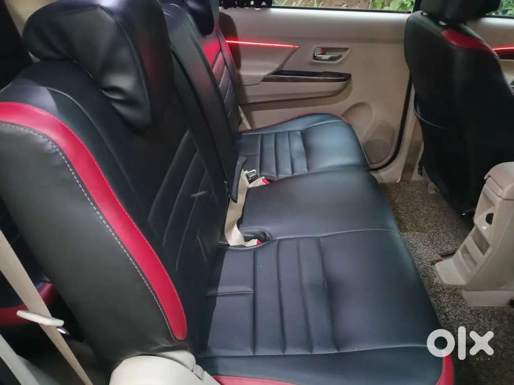 Maruti Suzuki Ertiga Vxi + 2019
