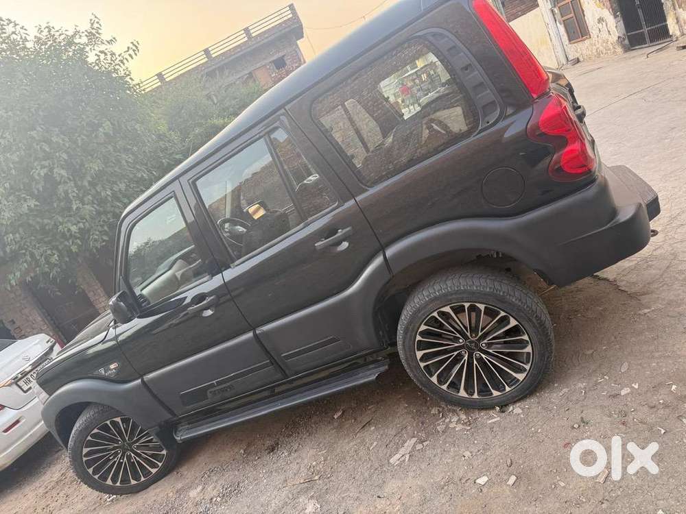 Good Condition Alloy Wheel Installed