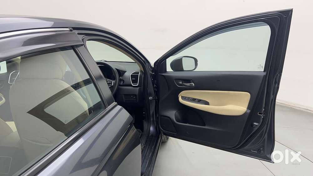 Honda City I-vtec V, 2023, Petrol