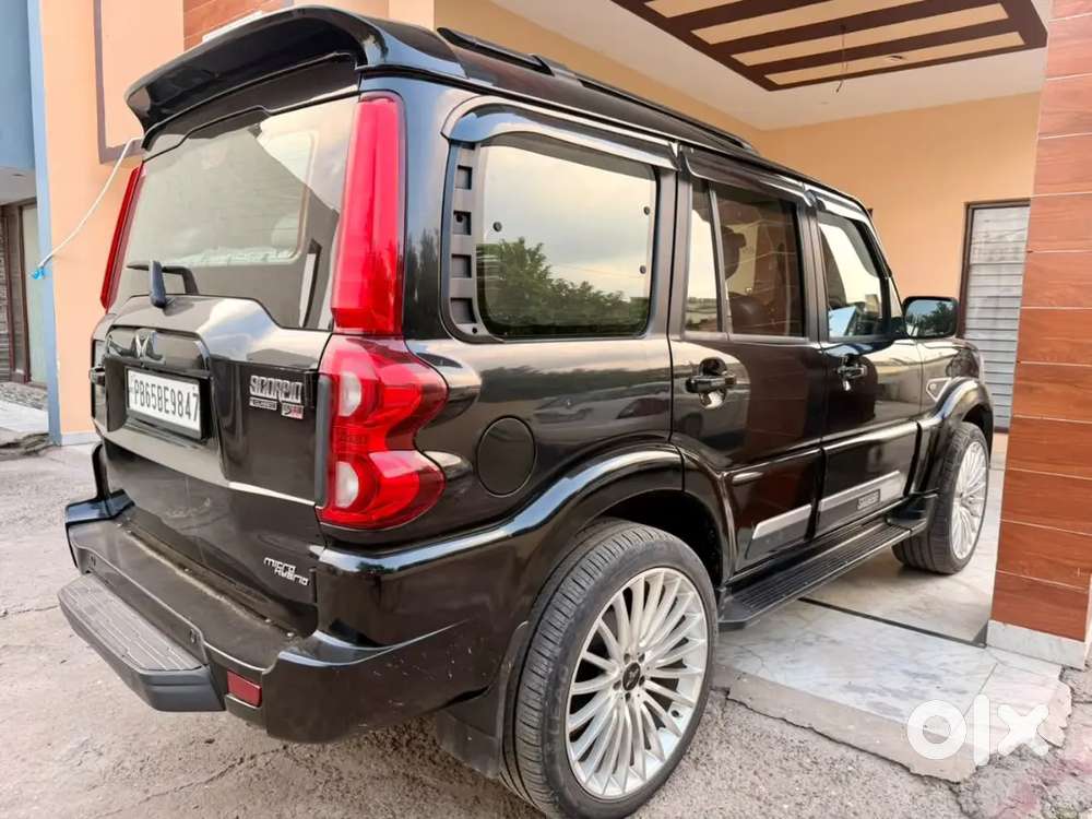 Mahindra Scorpio 2023 S11 Pb-65 Brand New