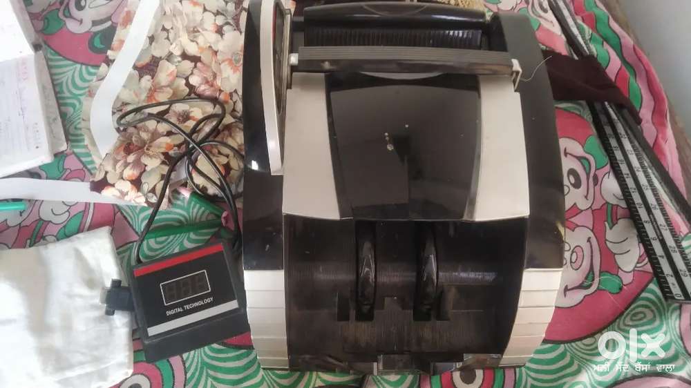 Cash Counting Machine with Counting meter