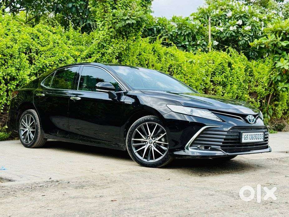 Toyota Camry Hybrid, 2024, Petrol