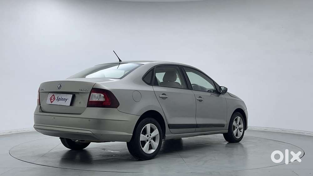 Skoda Rapid 1.6 Mpi At Ambition, 2017, Petrol