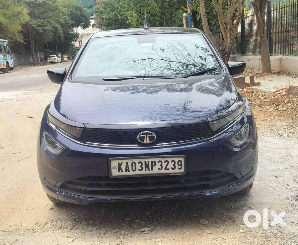 Tata Altroz 1.2 Xz Plus Rtn Dct, 2022, Petrol