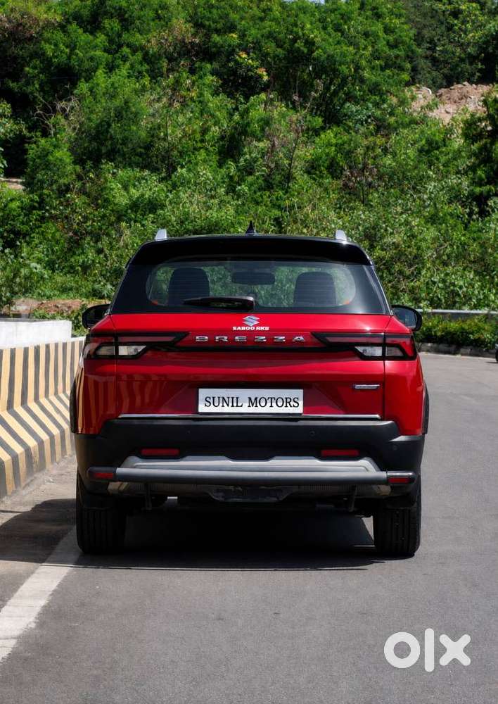 Maruti Suzuki Brezza 1.5 Zxi Plus Smart Hybrid Dual Tone, 2025, Petr..