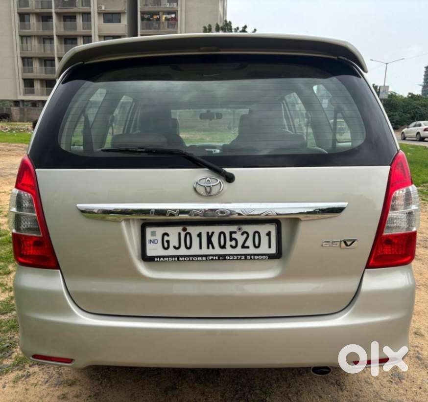 Toyota Innova 2.5 V 7 Str, 2012, Diesel