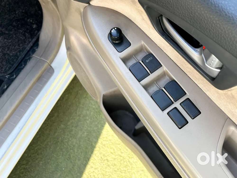 Maruti Suzuki Sx4, 2011, Petrol
