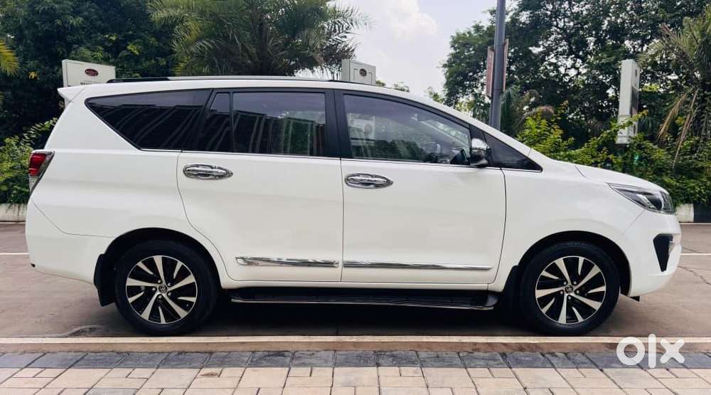 Toyota Innova Crysta 2018 Diesel 160000 Km Driven