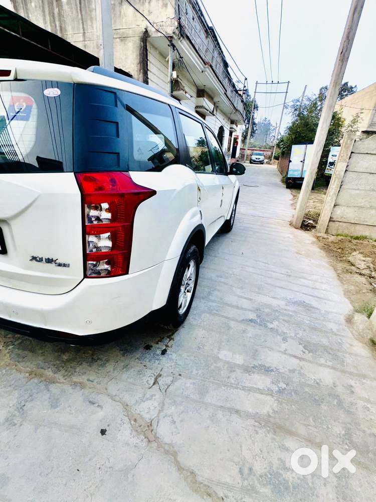Mahindra Xuv500 W8 Dual Tone, 2013, Diesel