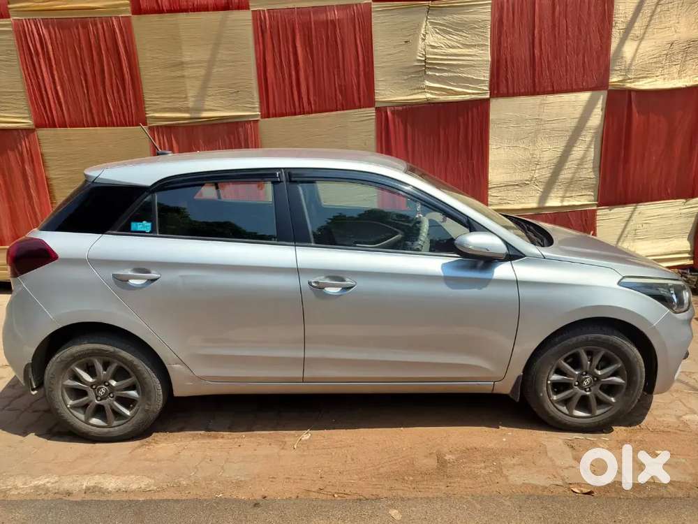 I20 Asta Top Model With Well Maintained Condition