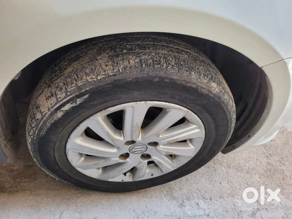 Maruti Suzuki Dzire 2016 Diesel 76000 Km Driven