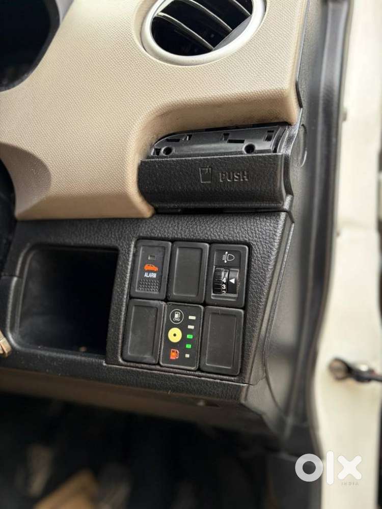 Maruti Suzuki Wagon R Lxi Cng Optional, 2013, Cng & Hybrids