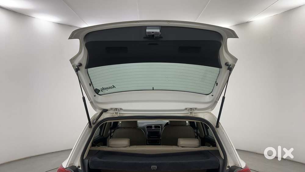 Volkswagen Polo 2009-2013 Petrol Highline 1.2l, 2016, Petrol