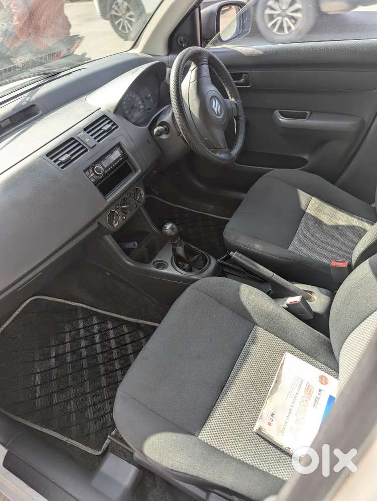 Maruti Suzuki Dzire 2009 Petrol 69100 Km Driven