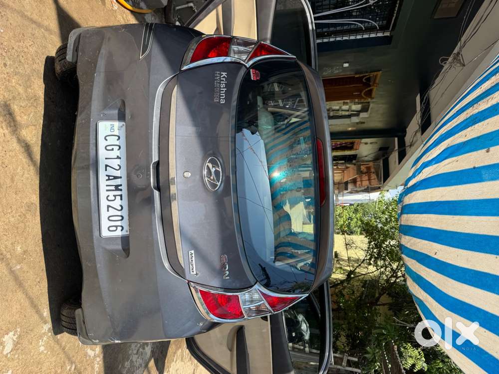 Hyundai Eon 2017 Petrol Well Maintained